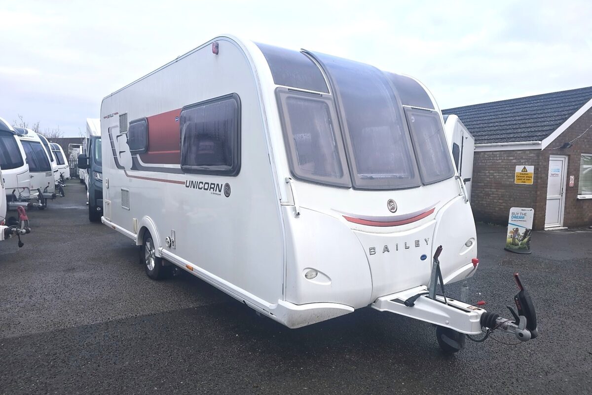 Bailey Unicorn Seville Front