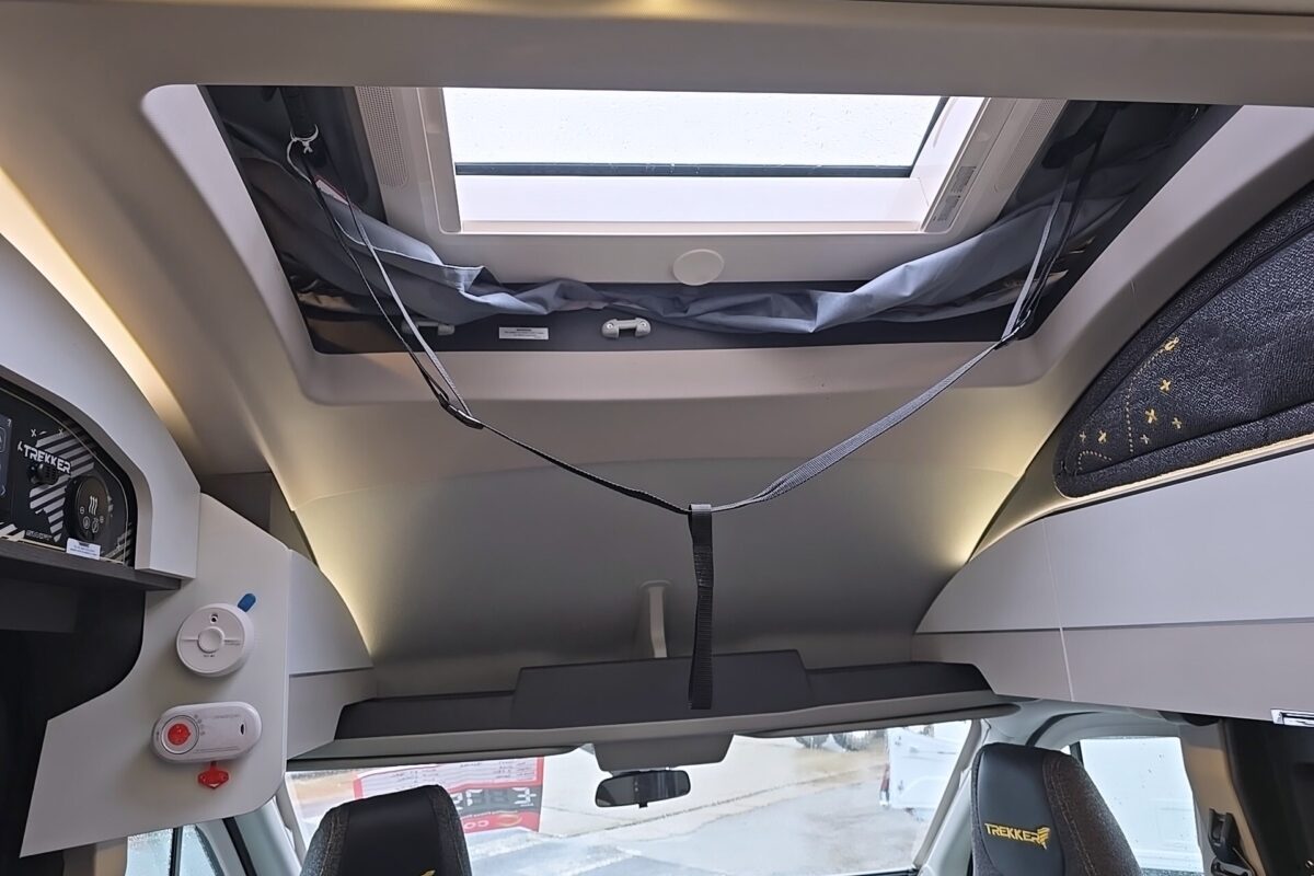 2026 SWIFT TREKKER XT TRAIL CAMPERVAN