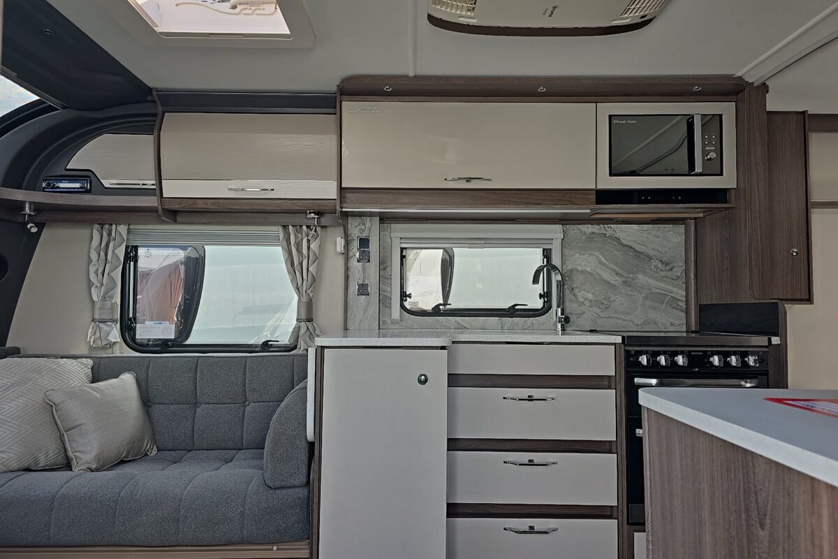 2022 COACHMAN 875 LASER XCEL