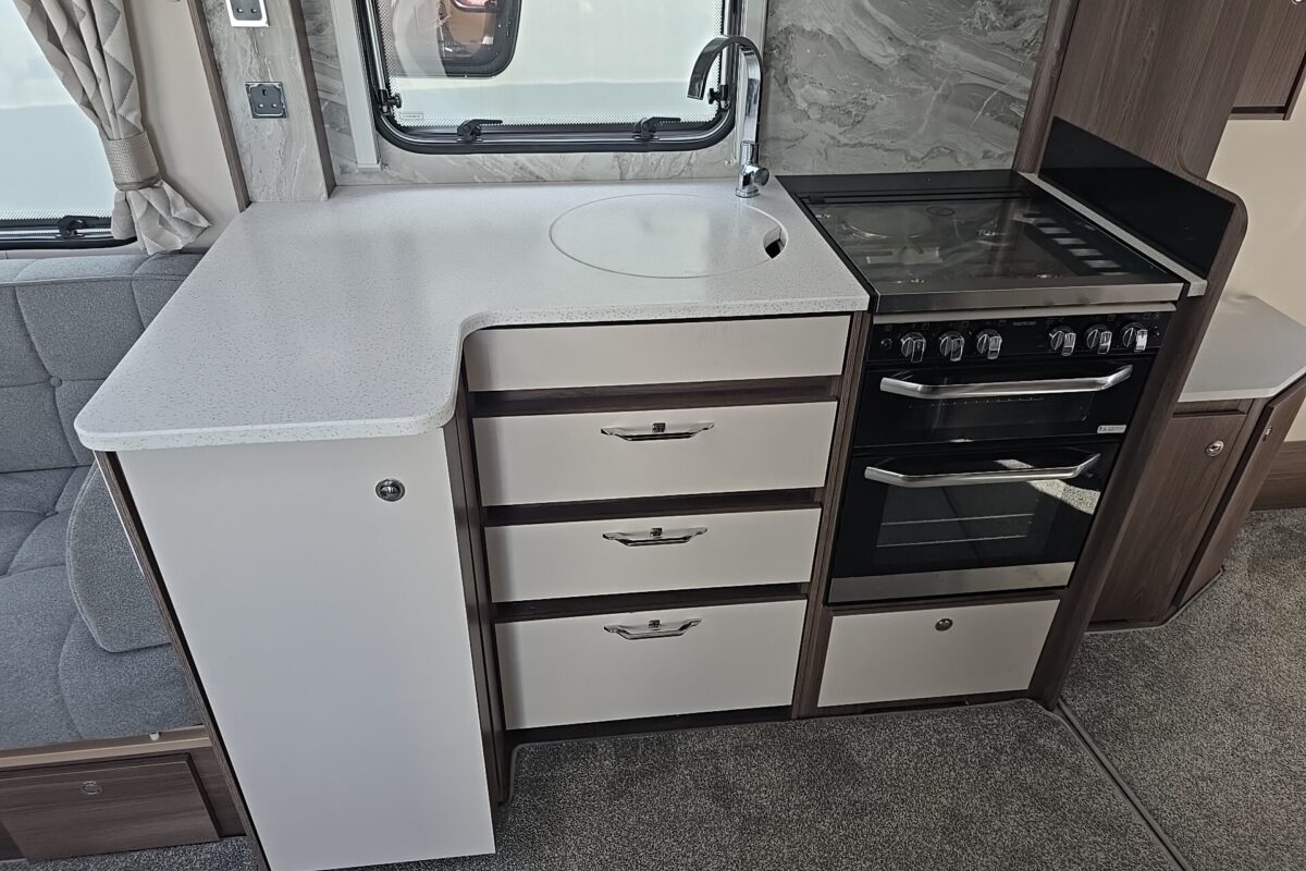 2022 COACHMAN 875 LASER XCEL