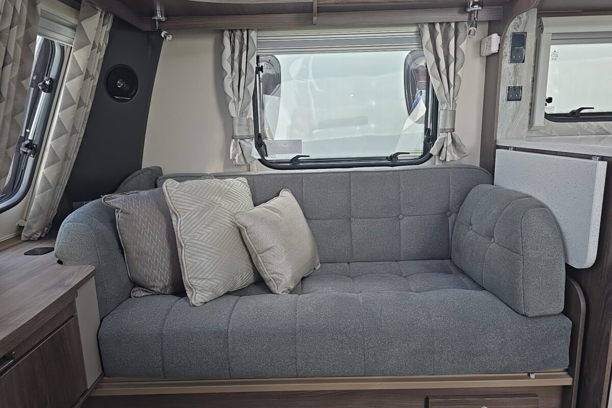 2022 COACHMAN 875 LASER XCEL