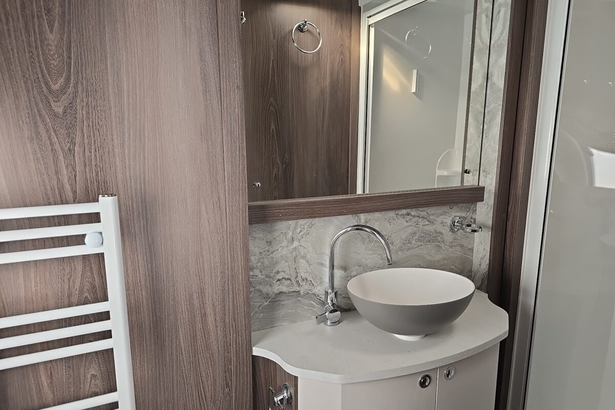 2022 COACHMAN 875 LASER XCEL