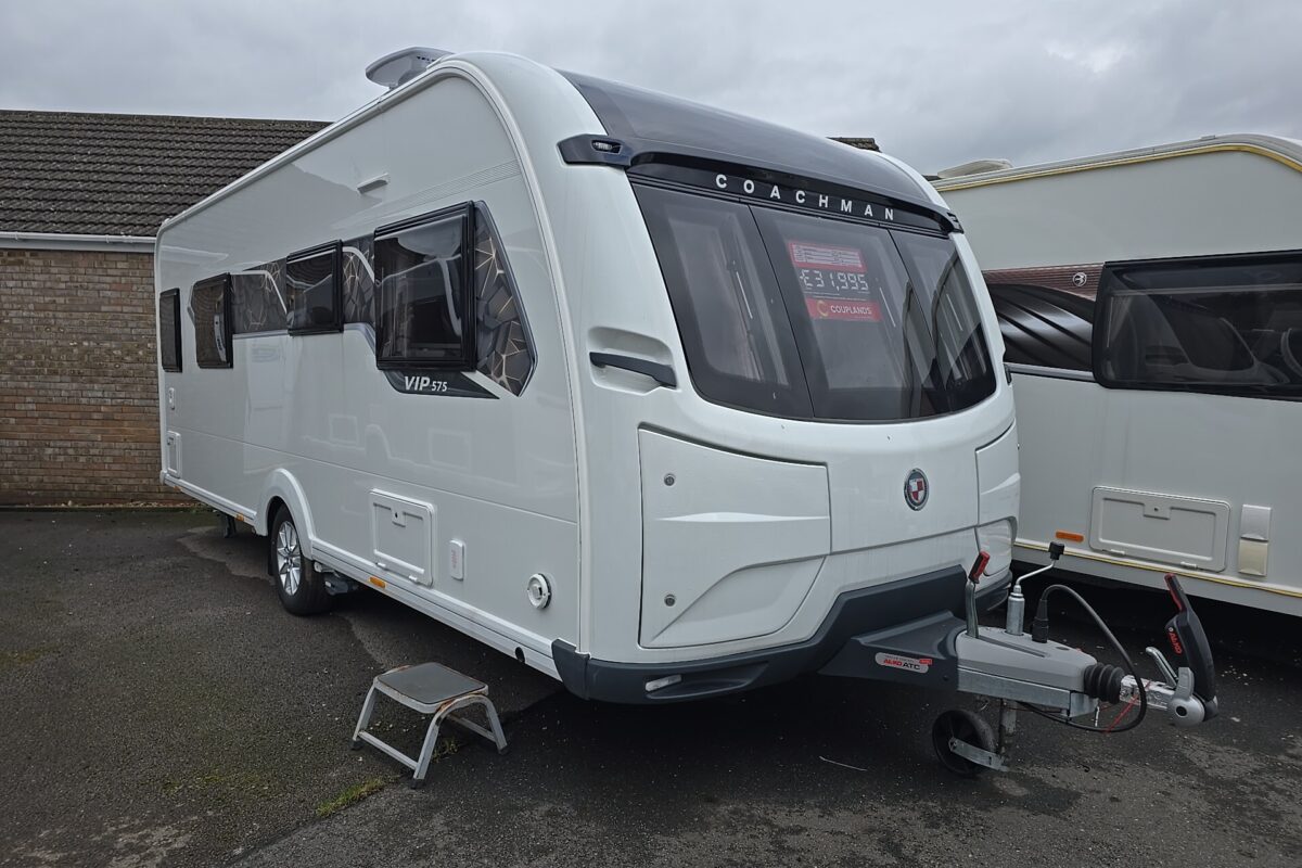 2025 COACHMAN VIP 575