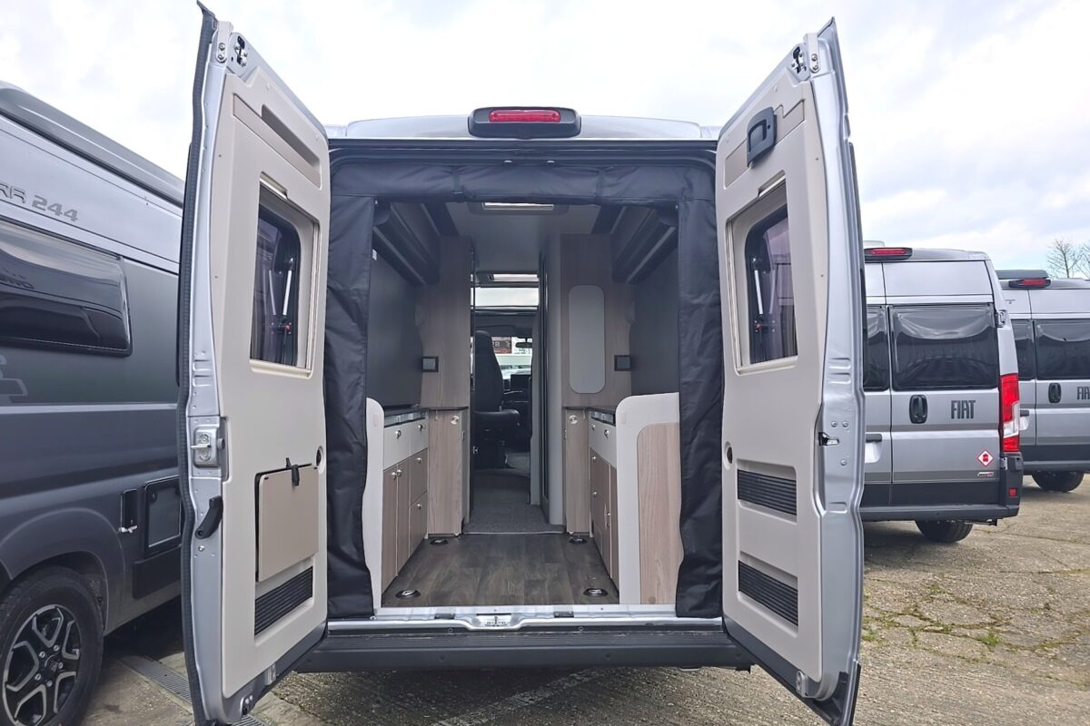 2026 CARRERA 194 CAMPERVAN