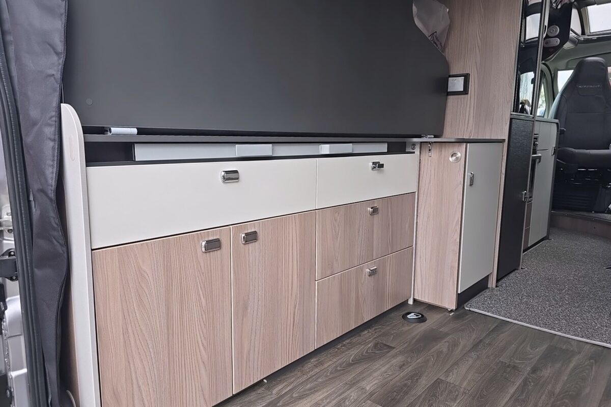 2026 CARRERA 194 CAMPERVAN