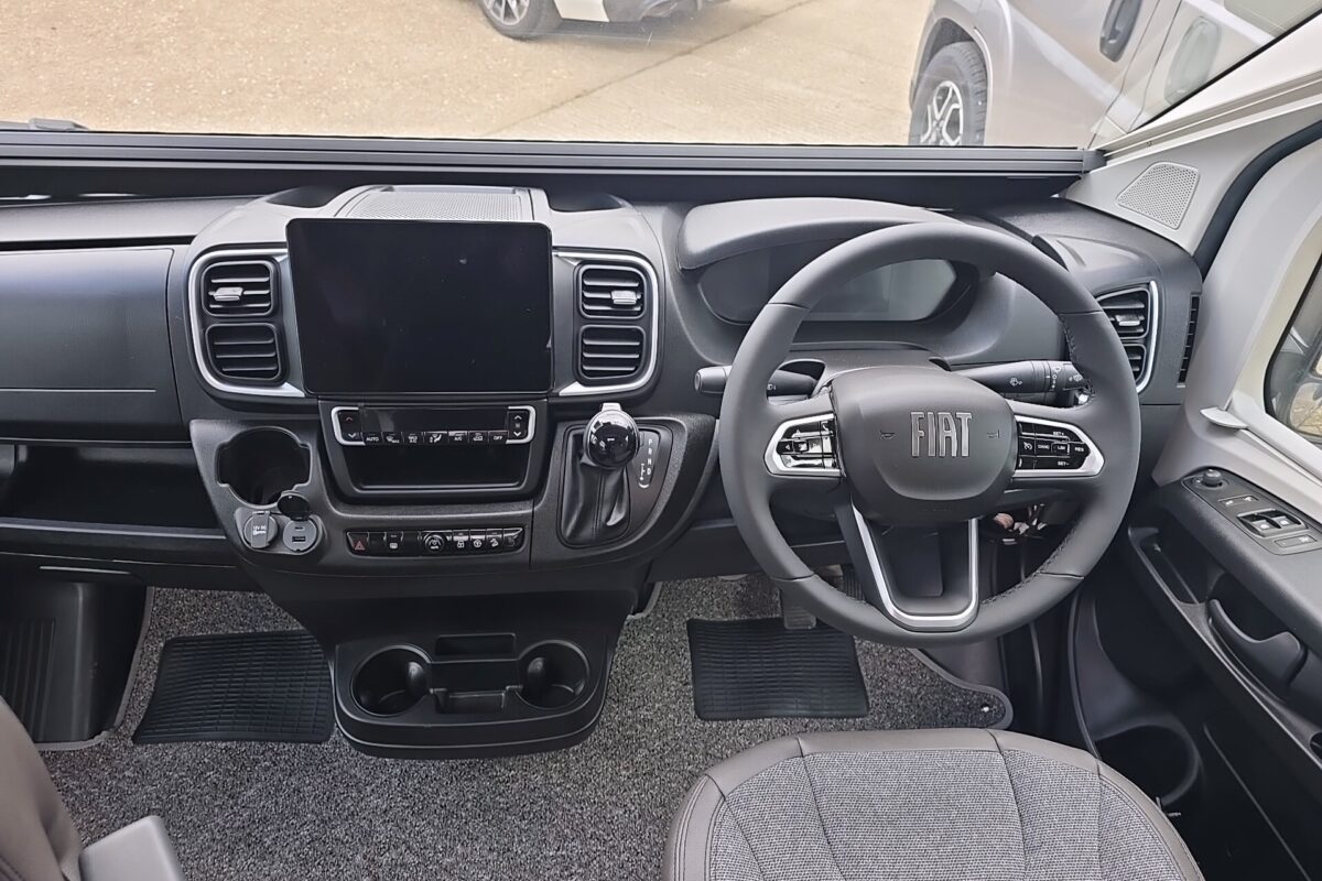 2026 CARRERA 194 CAMPERVAN