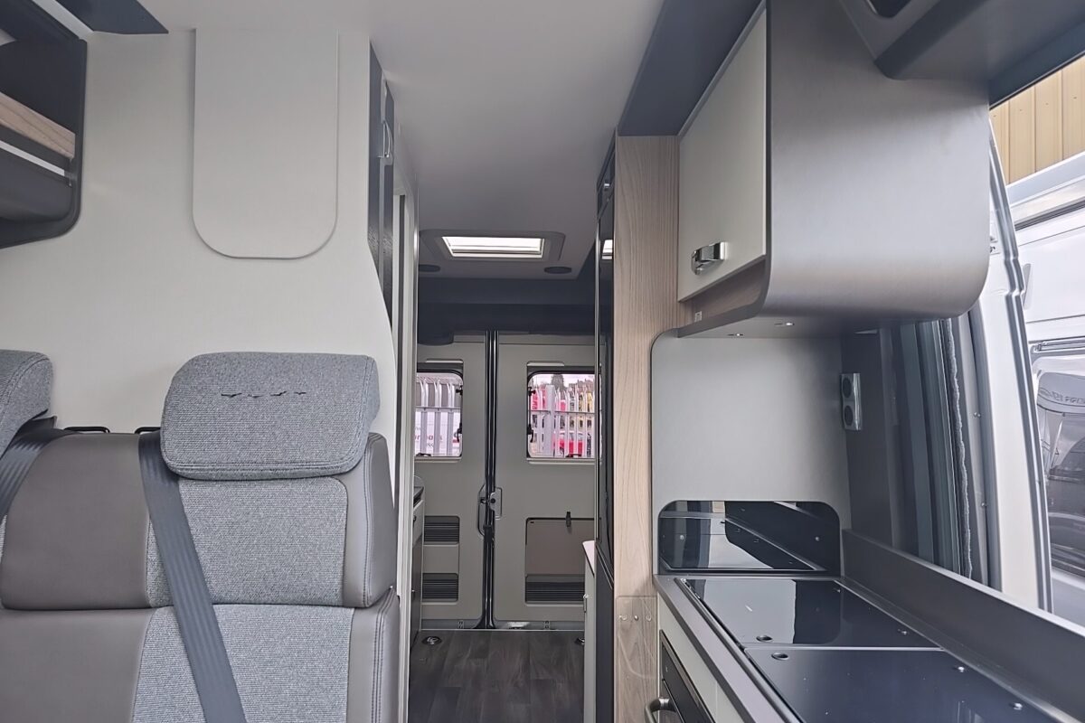 2026 CARRERA 194 CAMPERVAN