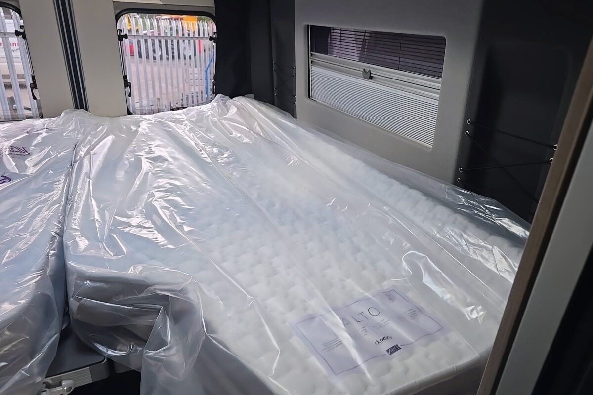 2026 CARRERA 194 CAMPERVAN