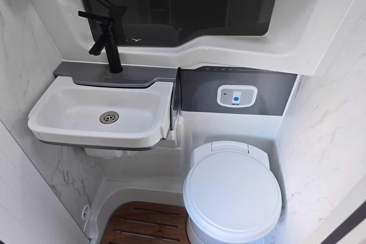 2026 CARRERA 194 CAMPERVAN