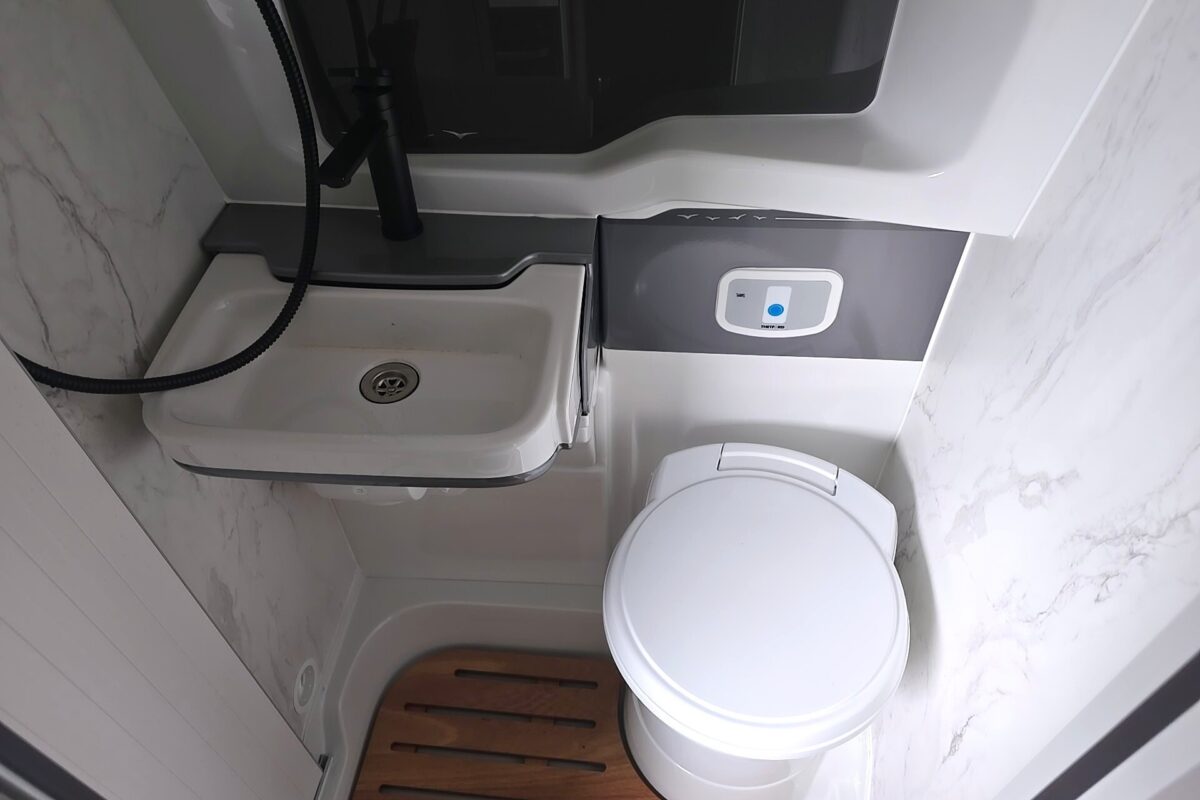 2026 CARRERA 244 4 BERTH CAMPERVAN