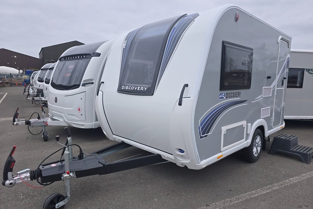 2026 Bailey Discovery D4-2 Nearside front