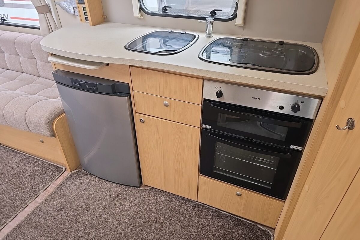 2014 COMPASS OMEGA 482