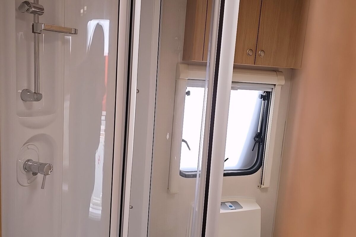 2014 COMPASS OMEGA 482
