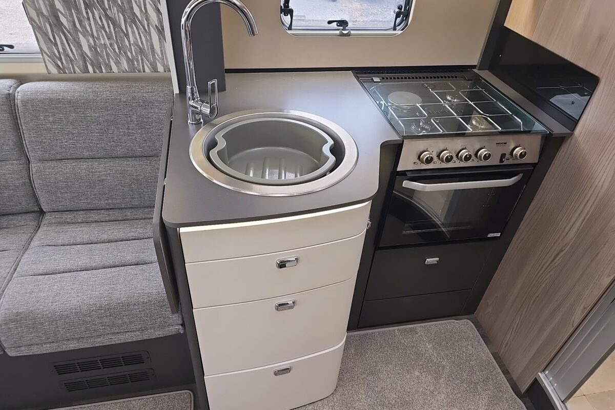 2025 SWIFT ESCAPE 640 KITCHEN