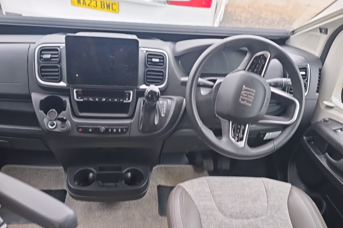 2025 SWIFT ESCAPE 640 CAB