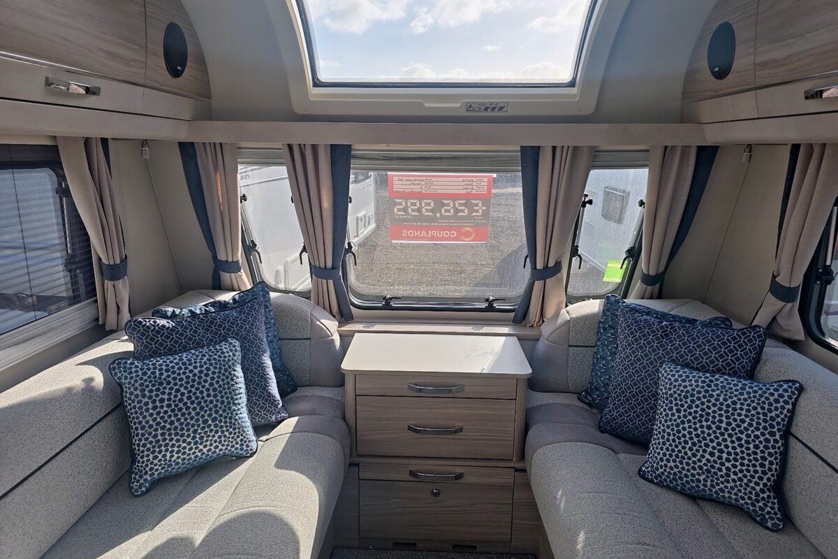 2024 ELDDIS CHATSWORTH 868 6 BERTH CARAVAN