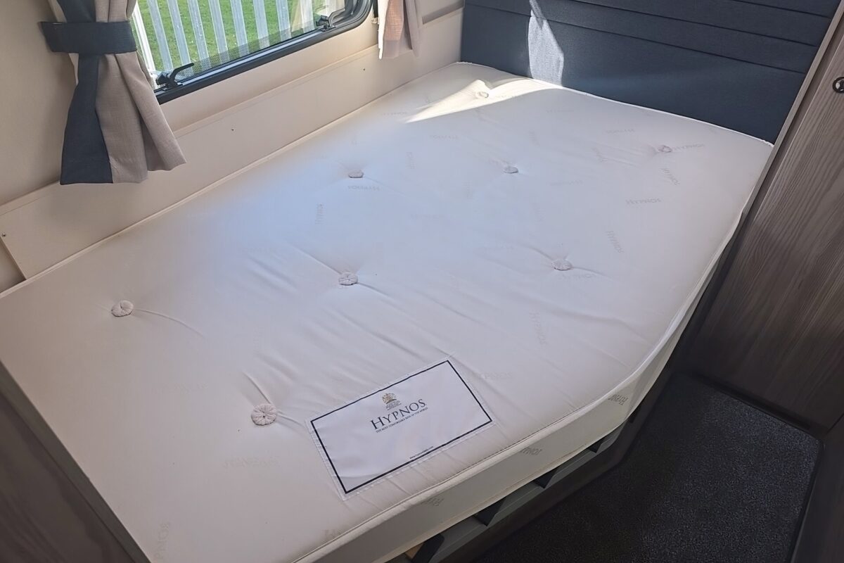 2024 ELDDIS CHATSWORTH 868 6 BERTH CARAVAN