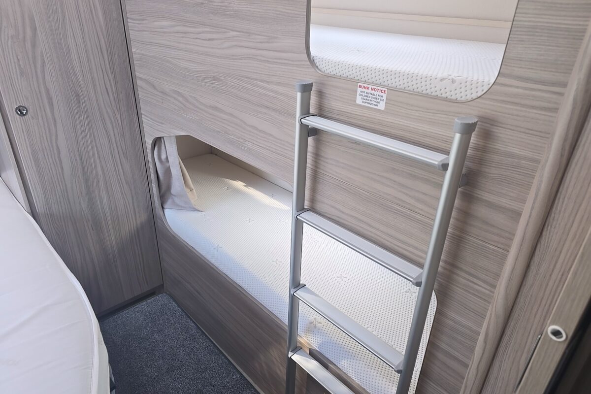 2024 ELDDIS CHATSWORTH 868 6 BERTH CARAVAN