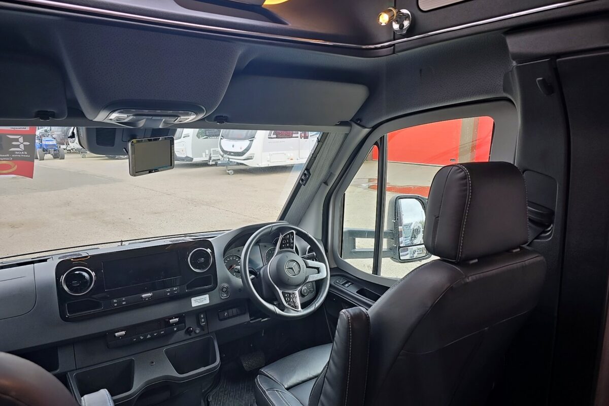 2023 COACHMAN TRAVEL MASTER 545 CAB