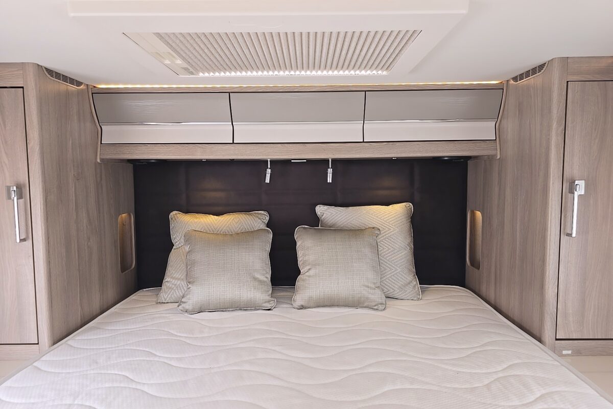 2023 COACHMAN TRAVEL MASTER 545 BEDROOM