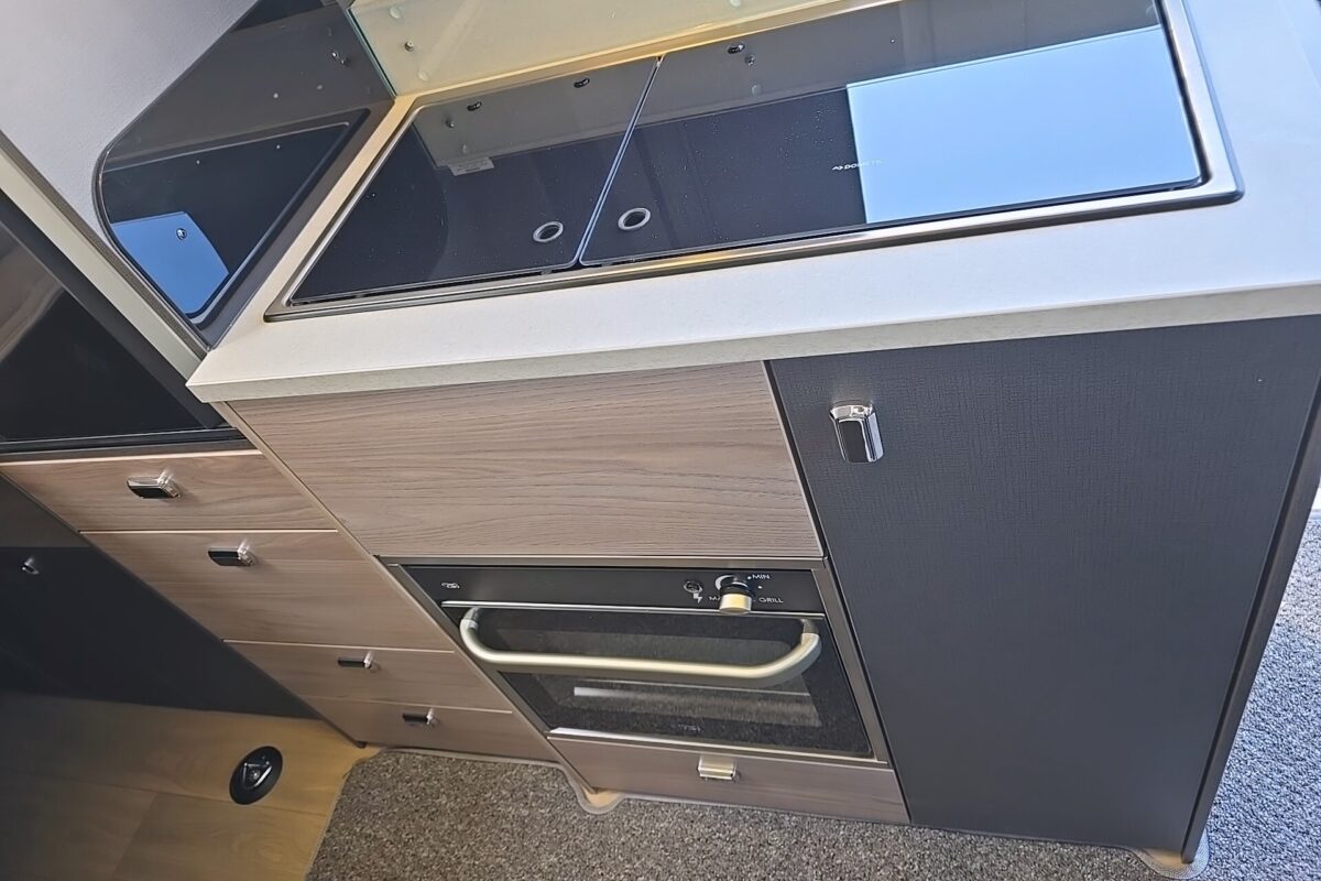 2026 TREKKER XF TRAIL CAMPERVAN INTERIOR