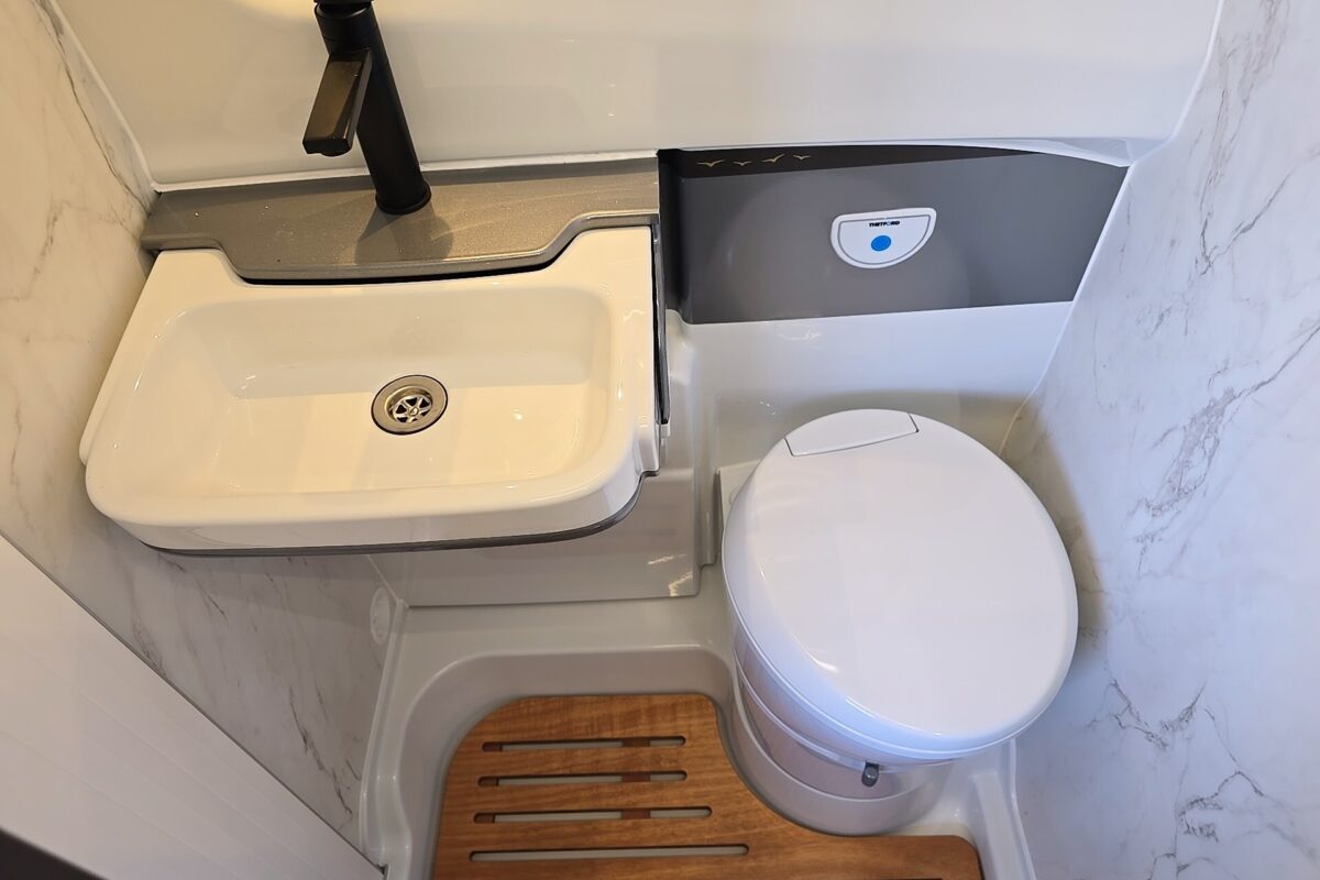 2026 TREKKER XF TRAIL CAMPERVAN INTERIOR
