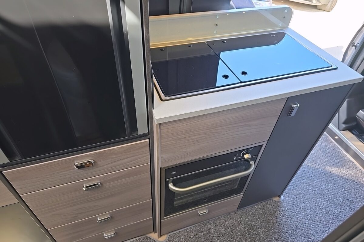 2026 TREKKER XF TRAIL CAMPERVAN INTERIOR