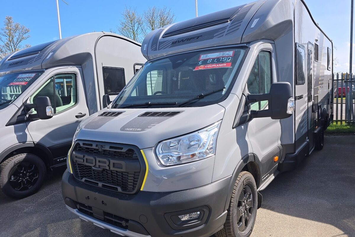 2026 SWIFT TREKKER 584 EXTERIOR