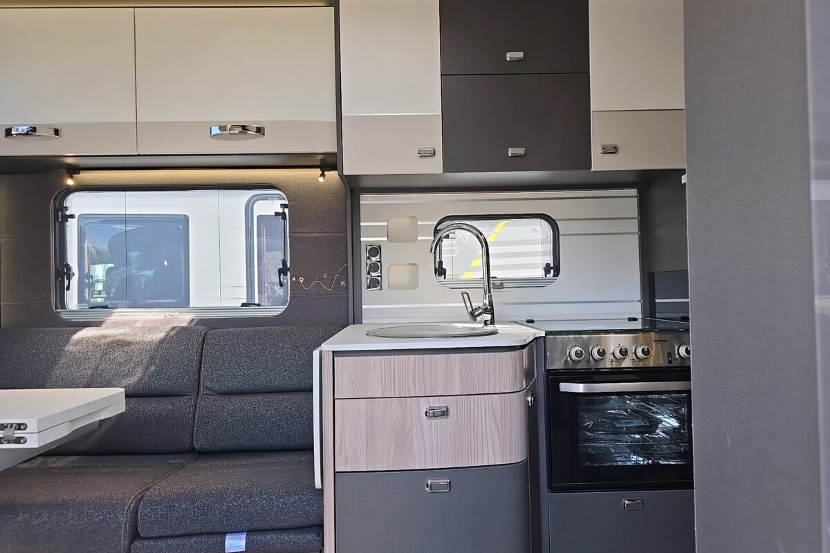2026 SWIFT TREKKER 584 INTERIOR