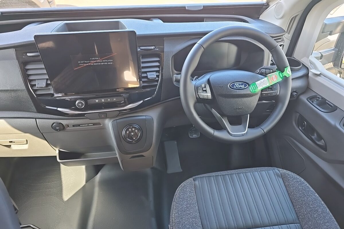 2026 SWIFT TREKKER 584 INTERIOR