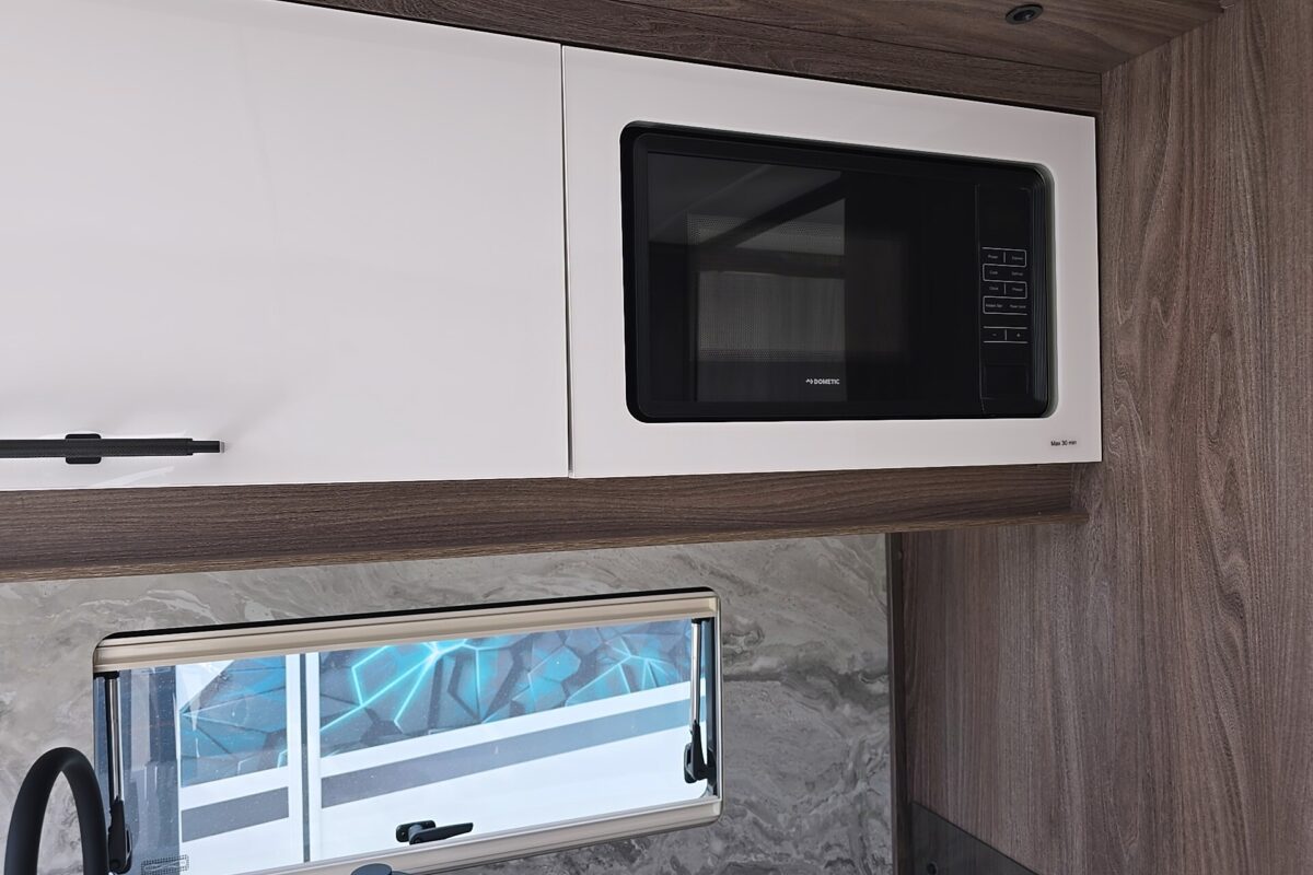 2026 COACHMAN AVVENTURA 545