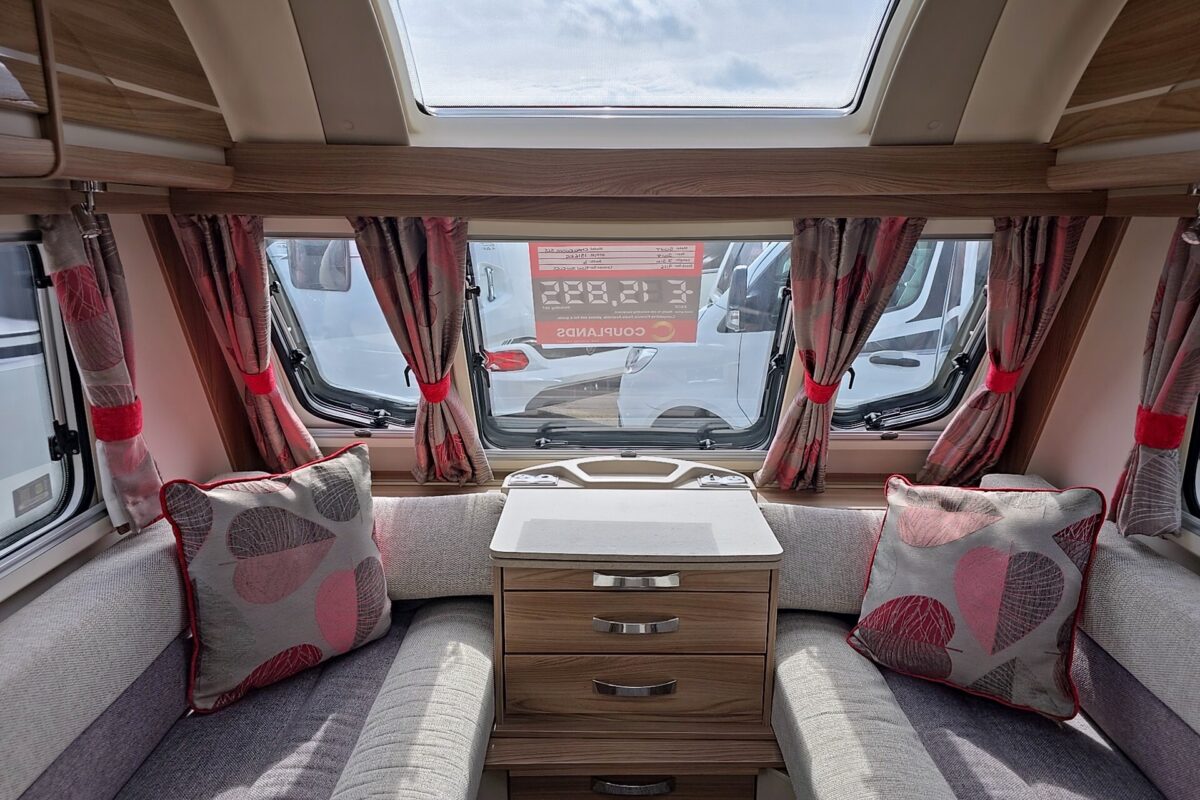 2018 SWIFT CHALLENGER 565 INTERNAL