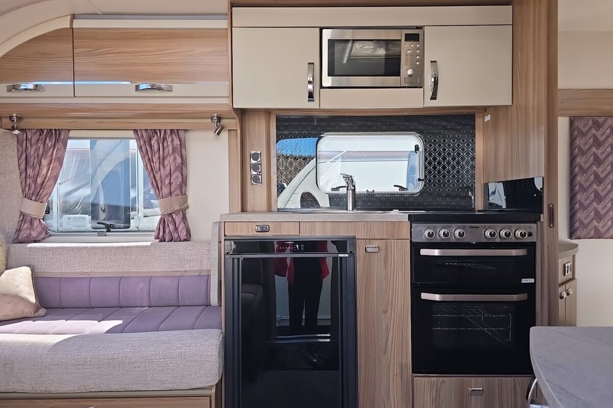 2022 SWIFT CHALLENGER HI STYLE 580