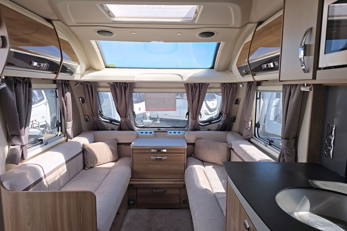 2019 SWIFT ELEGANCE 560