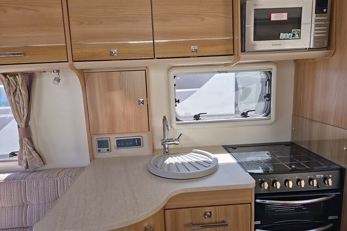 2017 BAILEY UNICORN CADIZ