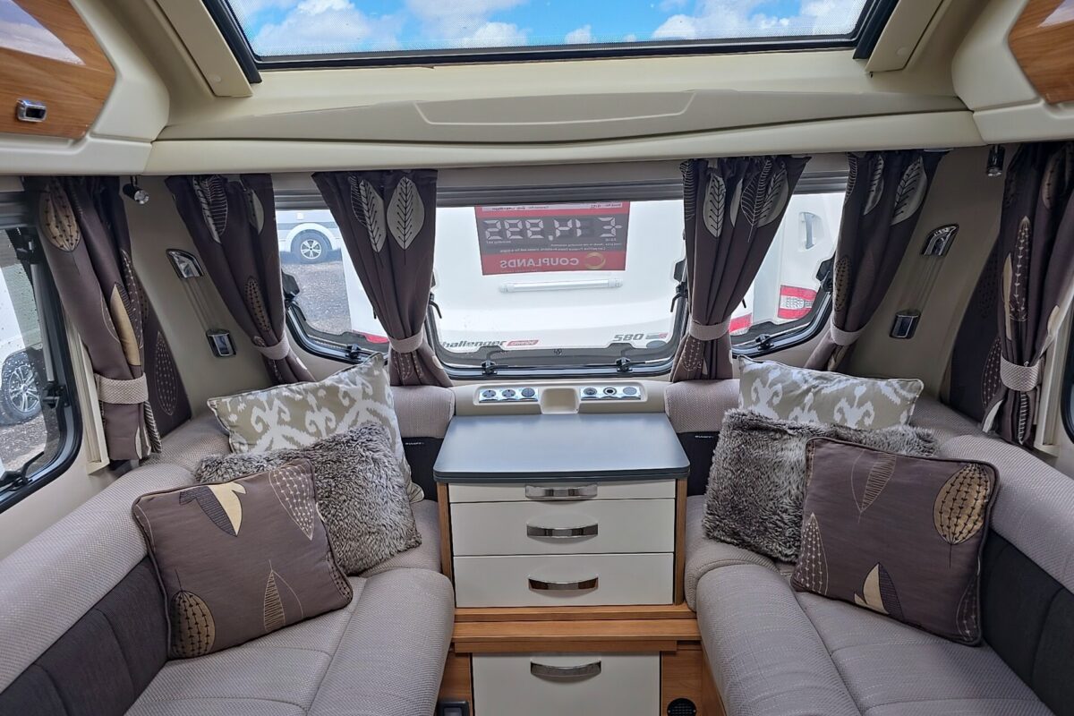 2014 elegance 645 internal