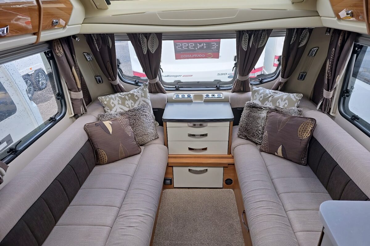 2014 elegance 645 internal