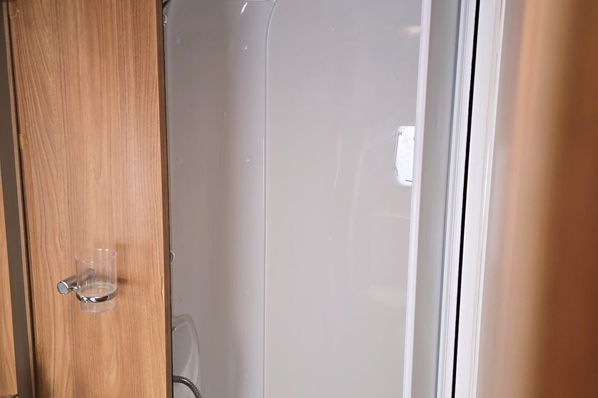 2014 elegance 645 internal