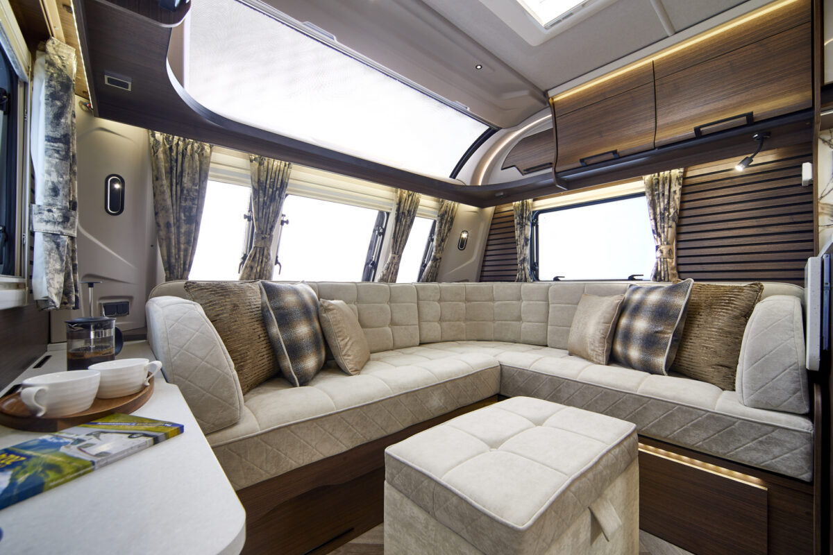2026 COACHMAN LUSSO IV