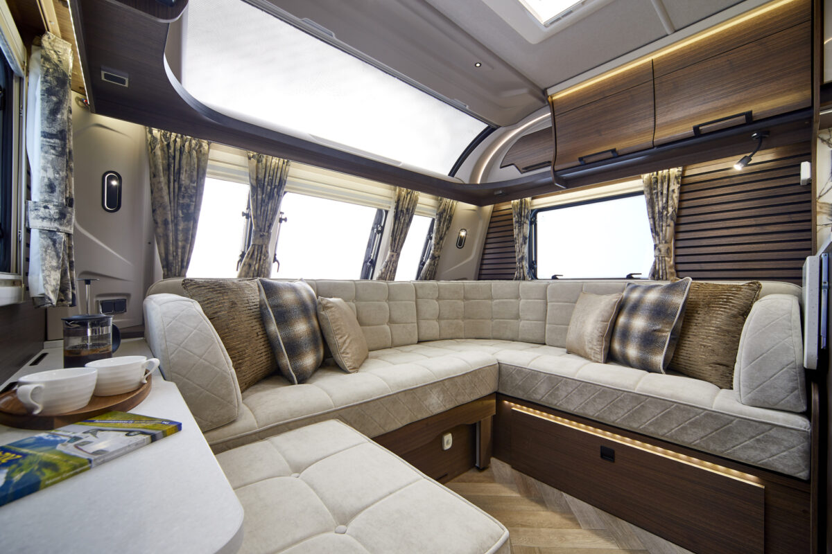 2026 COACHMAN LUSSO IV
