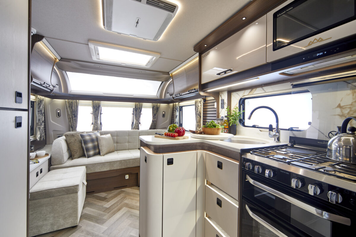2026 COACHMAN LUSSO IV