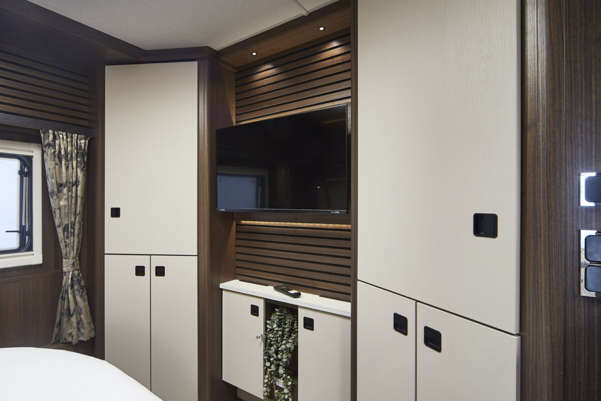 2026 COACHMAN LUSSO IV