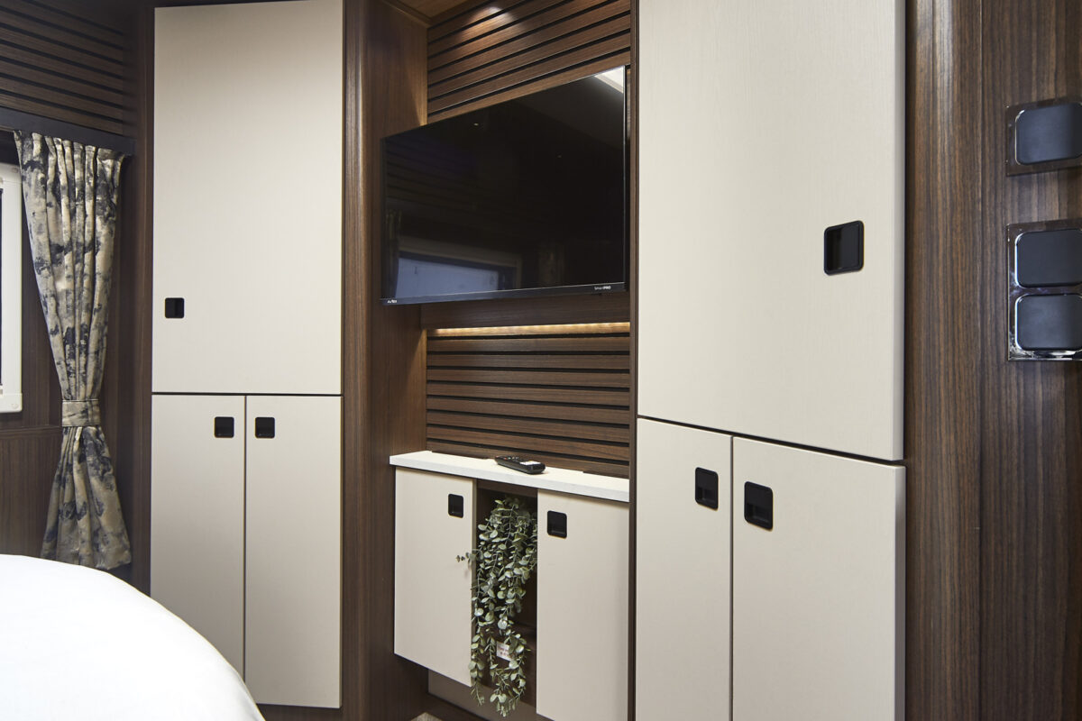 2026 COACHMAN LUSSO IV