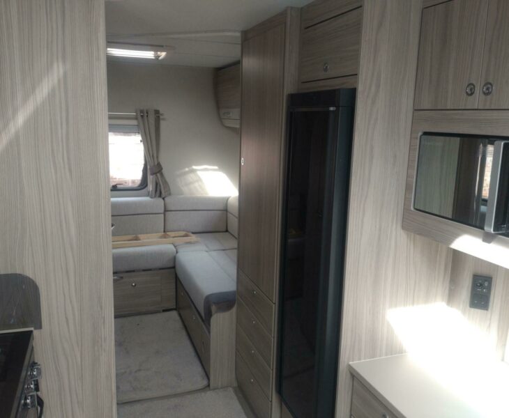 Elddis Sherwood 585 Interior