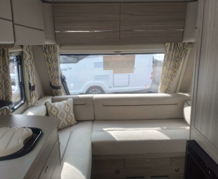 Elddis Xplore 304 Interior