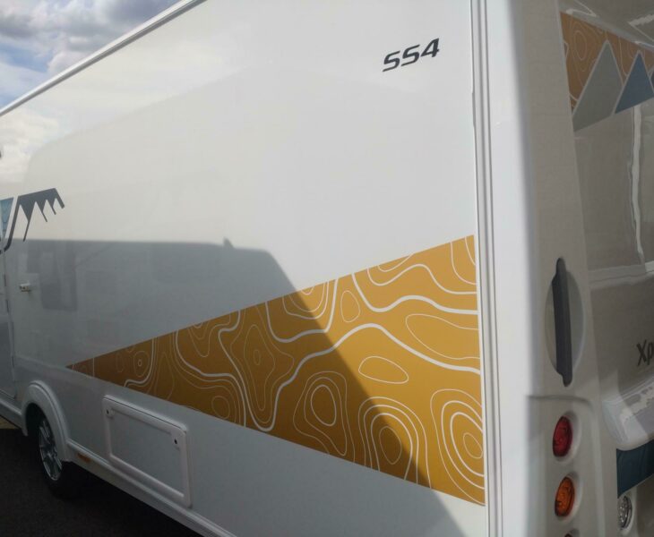 Elddis Xplore 554 Nearside