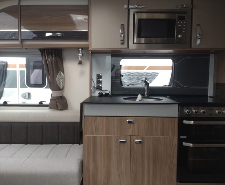 2016 Swift Conqueror 580 Interior