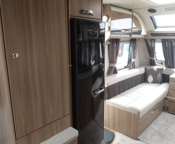 2016 Swift Conqueror 580 Interior