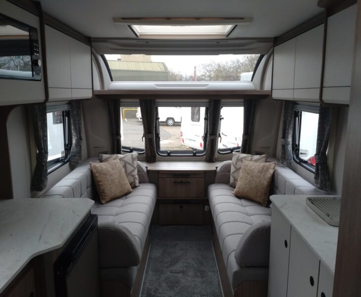 Coachman Acadia 460 Interior