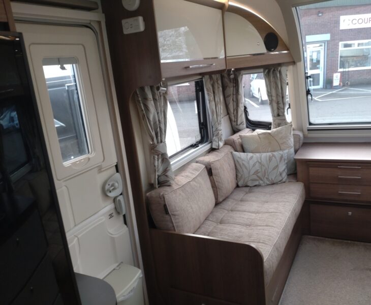 2019 Bailey Unicorn Cabrera Interior